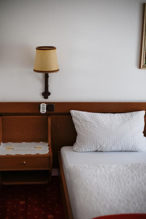 Hotel St. Georg Bad Reichenhall Ruang foto